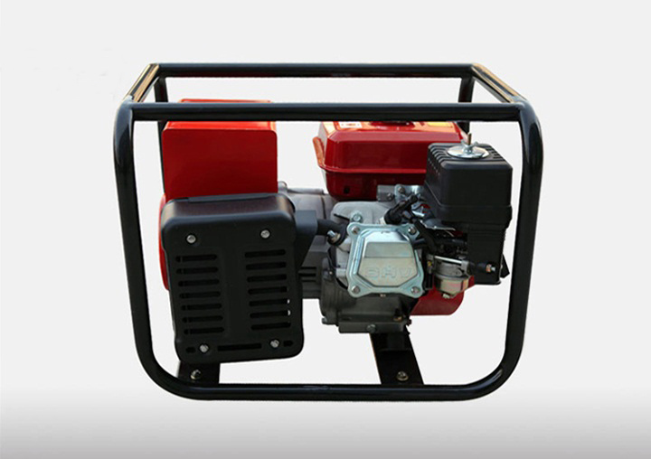 發(fā)電機(jī)背面展示 發(fā)電機(jī)背面展示