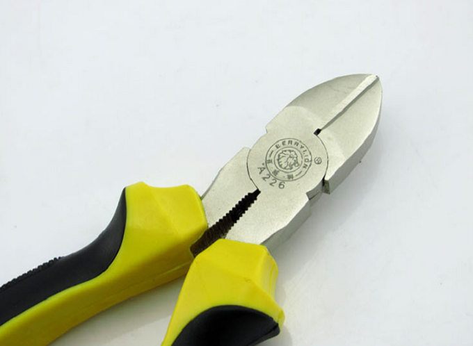 斜咀鉗子產(chǎn)品圖 斜咀鉗子產(chǎn)品圖