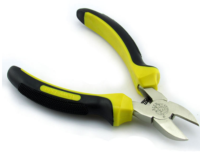 斜咀鉗子產(chǎn)品圖 斜咀鉗子產(chǎn)品圖