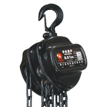 華東五金網(wǎng)可提供25萬多種商品，保證貨源充足，品種齊全、配送及時(shí)、維修及時(shí)。  華東五金網(wǎng)專業(yè)服務(wù)于傳統(tǒng)五金建材市場，幫助傳統(tǒng)五金建材企業(yè)打通互聯(lián)網(wǎng)商貿(mào)渠道，為企業(yè)開啟“互聯(lián)網(wǎng)+”時(shí)代新的篇章！   更多信息請(qǐng)咨詢24小時(shí)免費(fèi)服務(wù)熱線：400-825-0656