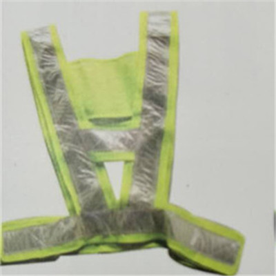 V型輕編背心 V型輕編背心