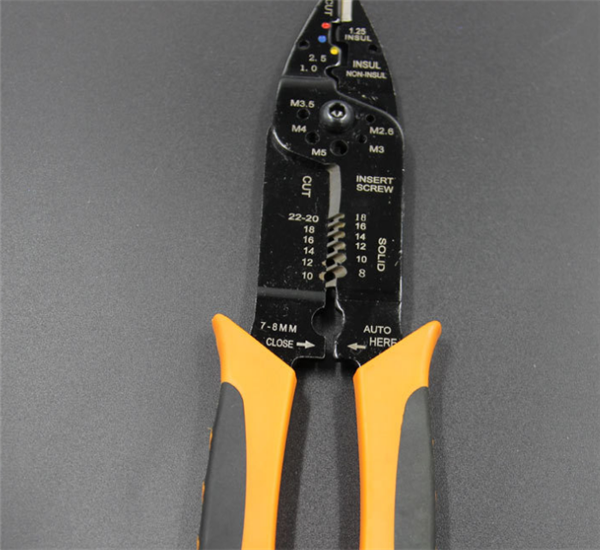 鋼絲鉗產(chǎn)品圖 鋼絲鉗產(chǎn)品圖