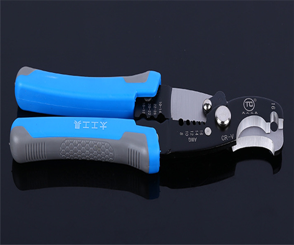 剝線鉗產(chǎn)品圖 剝線鉗產(chǎn)品圖