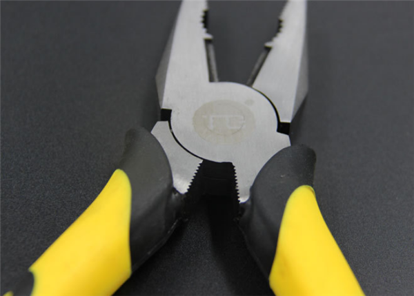 鋼絲鉗產(chǎn)品圖 鋼絲鉗產(chǎn)品圖