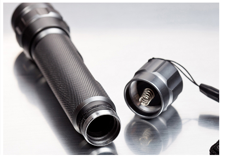 手電筒分開細(xì)節(jié)展示